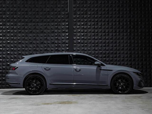 Volkswagen Arteon Shooting Brake 1.4 TSI eHybrid R-Line | Pano | 20"| Trekh. | IQ Li. | Topv. | Ambiente Int. verl. | Zwart Optiek | Sensor Klep |