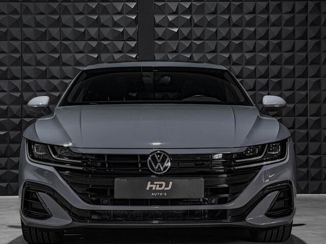 Volkswagen Arteon Shooting Brake 1.4 TSI eHybrid R-Line | Pano | 20"| Trekh. | IQ Li. | Topv. | Ambiente Int. verl. | Zwart Optiek | Sensor Klep |