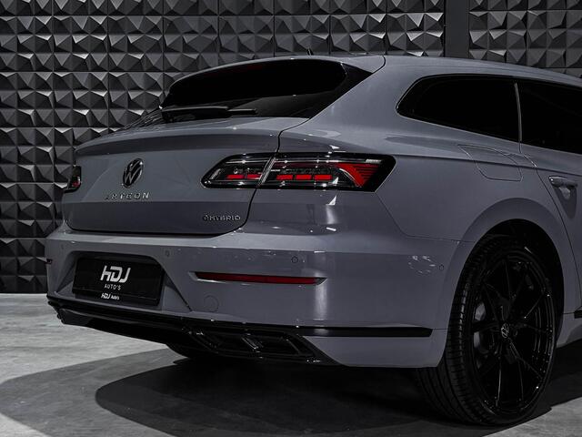 Volkswagen Arteon Shooting Brake 1.4 TSI eHybrid R-Line | Pano | 20"| Trekh. | IQ Li. | Topv. | Ambiente Int. verl. | Zwart Optiek | Sensor Klep |