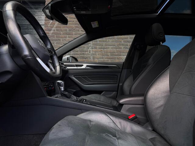 Volkswagen Arteon Shooting Brake 1.4 TSI eHybrid R-Line | Pano | 20"| Trekh. | IQ Li. | Topv. | Ambiente Int. verl. | Zwart Optiek | Sensor Klep |