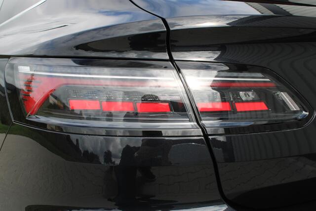 Volkswagen Arteon Shooting Brake 2.0 TSI R-Line Business+ | Incl. 12 maanden garantie | Adaptieve cruise control | Schuif/kantel dak | Apple carplay/Android auto | Climate control | Stoelverwarming Voor + Achter |