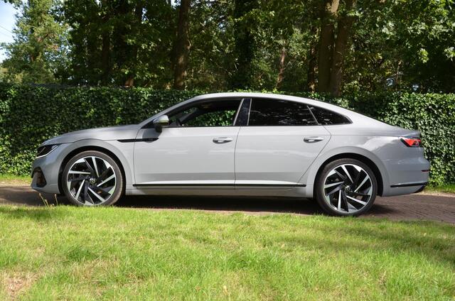Volkswagen Arteon 1.4 TSI eHybrid R-Line Business Automaat/Led/Navi/Pdc/Ecc/Stoel & Stuurverwarming/Panoramadak/Virtual dashboard/Nederlandse auto/Privacy-Glass