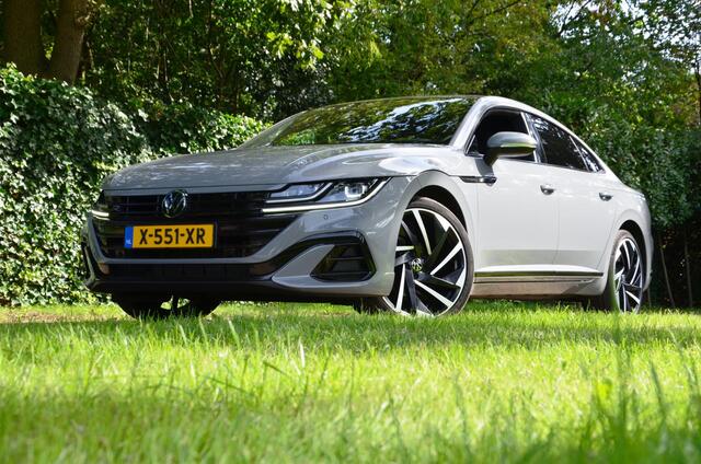 Volkswagen Arteon 1.4 TSI eHybrid R-Line Business Automaat/Led/Navi/Pdc/Ecc/Stoel & Stuurverwarming/Panoramadak/Virtual dashboard/Nederlandse auto/Privacy-Glass