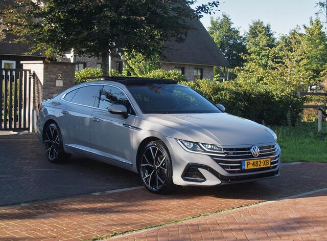 Volkswagen Arteon 1.4 TSI eHybrid R-Line Business+ | Panoramadak | Trekhaak | Camera | Sfeerverlichting | Estoril R-Line 20 inch | NL-Auto |