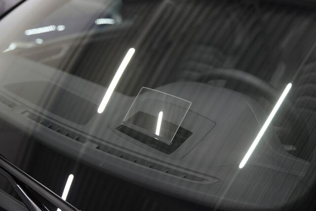 Volkswagen Arteon 2.0 TSI R-Line * Pano - Kuipstoelen - Trekhaak - 360° Cam - Harman Kardon - IQ Light - Head Up *