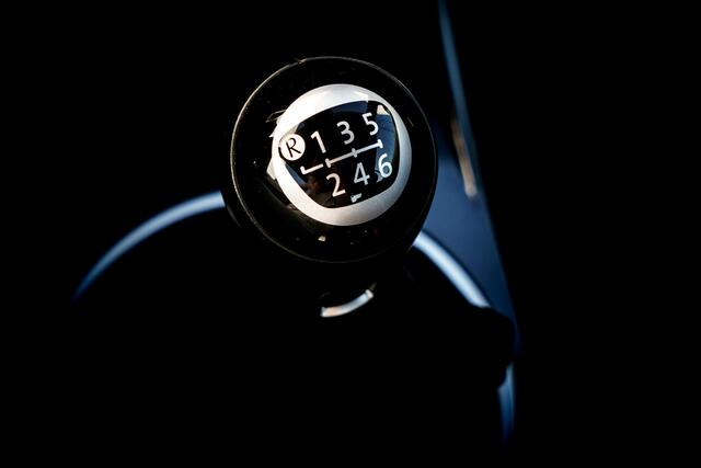 Volkswagen BEETLE (NEW) Cabriolet 1.2 TSi Exclusive Series | Elektr. dak | 17 inch LMV | PDC v+a | Climate Control