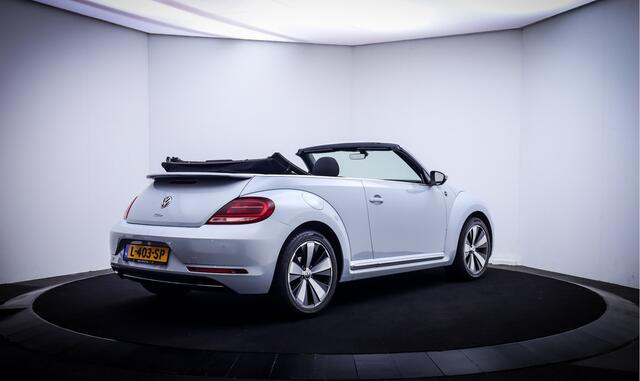 Volkswagen BEETLE (NEW) Cabriolet 1.2TSI Dsg Design BlueMotion XENON | FENDER AUDIO | CARPLAY | STOELVERW | NAVI | CLIMA | CRUISE | LMV 18''
