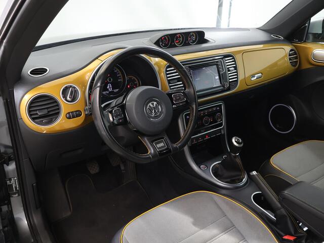 Volkswagen BEETLE (NEW) 1.2 TSI Dune | Panoramadak | Dodehoek detectie | Parkeercamera | Stoelverwarming | Keyless Go | Keyless | Navigatie