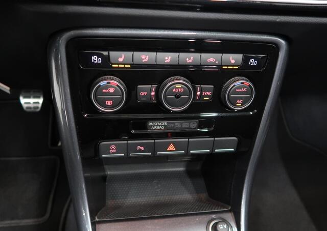 Volkswagen BEETLE (NEW) Cabriolet 1.2 TSI Sound Airco-ecc Navigatie App connect Sportvelgen 17 inch Parkeersensoren Windscherm Afdekhoes Boekjes aanwezig 2017 Facelift model Stoelverwarming Cabrio Zeer nette staat