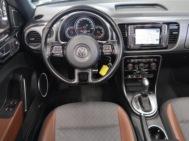 Volkswagen BEETLE (NEW) Cabriolet 1.4 TSI Allstar BTW LED App connect Automaat Fender 20 inch Camera Half Leer Navigatie Bluetooth Cruise control Airco-ecc Boekjes Nieuwstaat