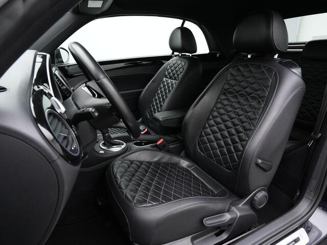 Volkswagen BEETLE (NEW) Cabriolet 1.4 TSI 150 pk DSG Design | Leder | Achteruitrijcamera | Stoelverwarming | Navigatie