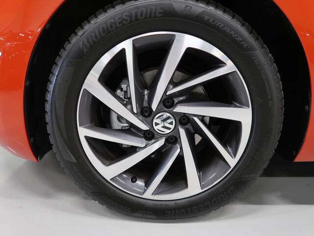Volkswagen BEETLE (NEW) Cabriolet 1.4 TSI Sound Automaat Airco-ecc Navigatie Stoelverwarming App connect Boekjes Windscherm Extra klokjes Facelift Habanero Orange metallic