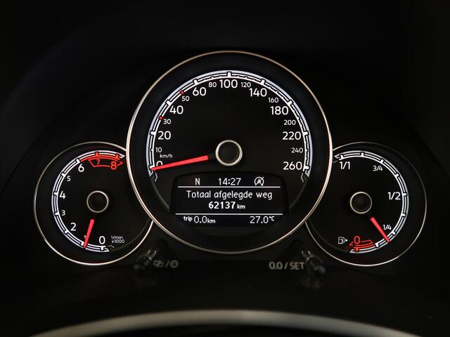 Volkswagen BEETLE (NEW) Cabriolet 1.2 TSI Allstar Camera Navigatie Airco-ecc App connect PDC Bluetooth Boekjes 18 inch Sportvelgen Mistlampen Cruise control Nette staat Boekjes aanwezig
