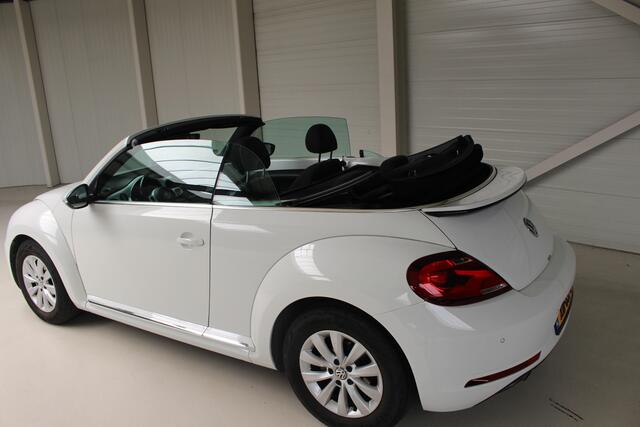 Volkswagen BEETLE (NEW) Cabriolet 1.2 TSI 105pk handgeschakeld | Navigatie | PDC | Stoelverw.