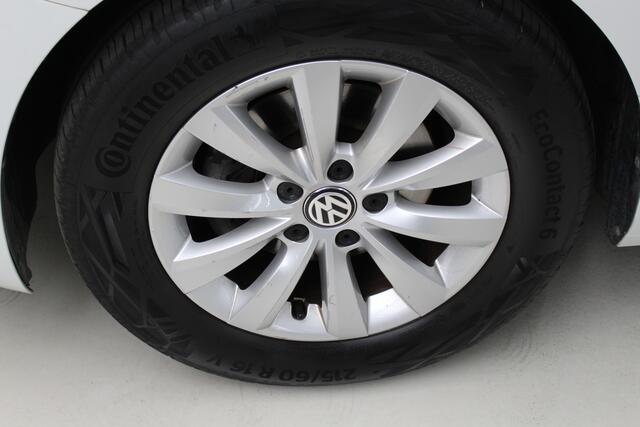 Volkswagen BEETLE (NEW) Cabriolet 1.2 TSI 105pk handgeschakeld | Navigatie | PDC | Stoelverw.|