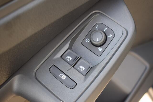 Volkswagen CADDY 2.0 TDI Style 122 PK AUTOMAAT | NAVI | 17 INCH | DIGITAL DASH |