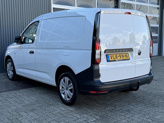 Volkswagen CADDY Cargo 2.0 TDI 75pk Airco Cruise controle Trekhaak 1400kg trekgewicht Apple carplay Schuifdeur Betimmering in laadruimte 1e Eigenaar Euro 6