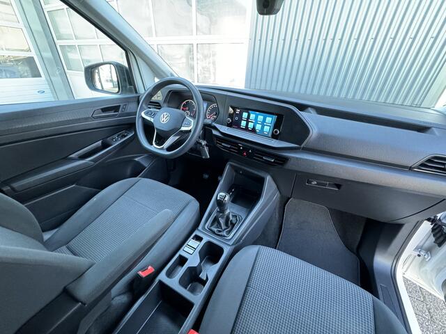 Volkswagen CADDY Cargo 2.0 TDI 75pk Airco Cruise controle Trekhaak 1400kg trekgewicht Apple carplay Schuifdeur Betimmering in laadruimte 1e Eigenaar Euro 6