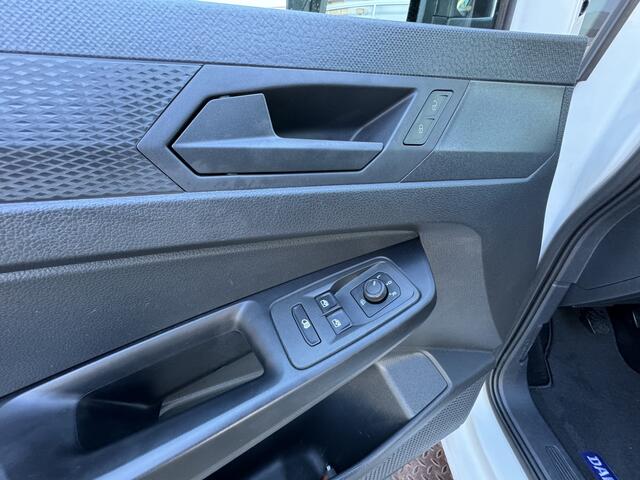 Volkswagen CADDY Cargo 2.0 TDI 75pk Airco Cruise controle Trekhaak 1400kg trekgewicht Apple carplay Schuifdeur Betimmering in laadruimte 1e Eigenaar Euro 6