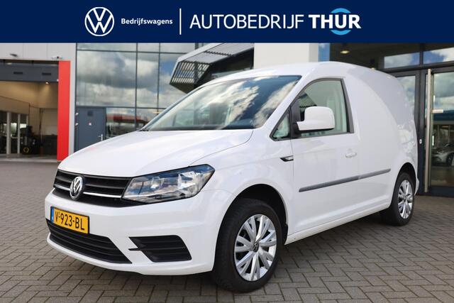 Volkswagen CADDY 2.0 TDI L1H1 BMT Highline 102PK / 75kW, Navigatie, bumpers in kleur, dichte scheidingswand met ruit, betonplex laad vloer, zijwand bekleding, trekhaak, NL auto dealer onderhouden
