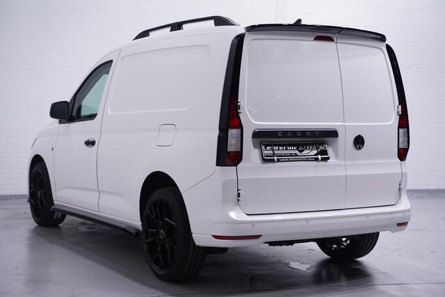 Volkswagen CADDY Cargo 1.5 TSI 115 pk BENZINE Black&White Edition 19" LMV, Spoilers V+A, Airco, Bumpers in Kleur, Cruise Control, 2-Zits