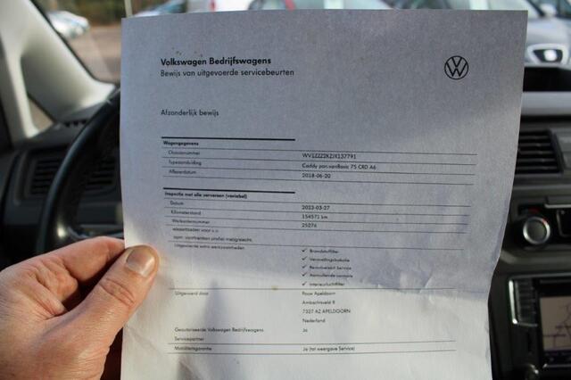 Volkswagen CADDY 2.0TDI 102pk L1H1 Highline automaat airco/cruise/navi/trekhaak