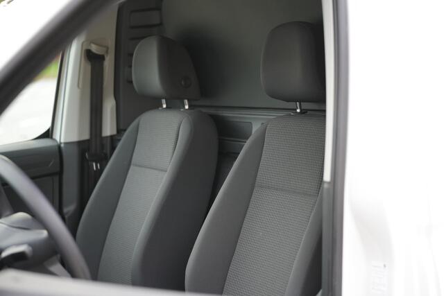 Volkswagen CADDY Cargo 2.0 TDI Comfort Airco betimmering trekhaak 102pk