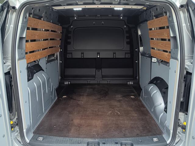 Volkswagen CADDY Cargo 2.0 TDI 102PK Comfort, AIRCO, NAVIGATIE, SPORTSTOELEN, 18"LMV, TREKHAAK, UNIEK!