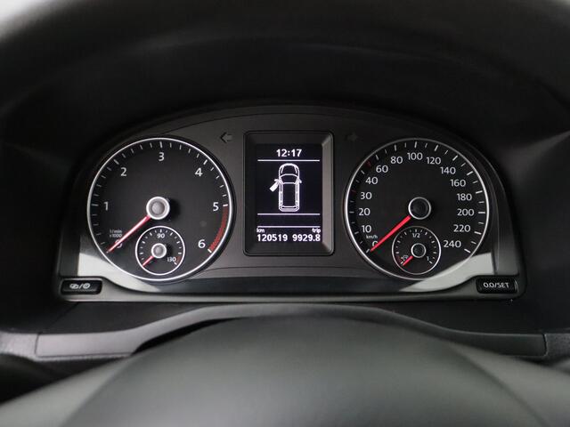 Volkswagen CADDY 2.0TDI BMT Imperiaal | Trekhaak | Navigatie | Betimmering | Airco
