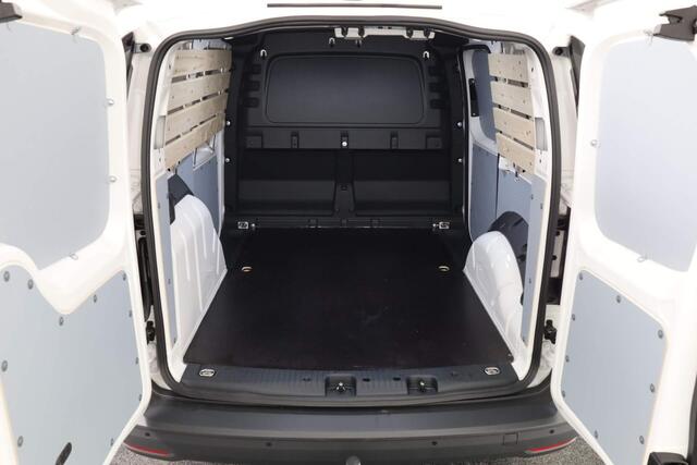 Volkswagen CADDY Cargo 1.5 TSI 114 pk Comfort | Trekhaak | Navigatie | Parkeersensoren achter | Apple Carplay / Android Auto