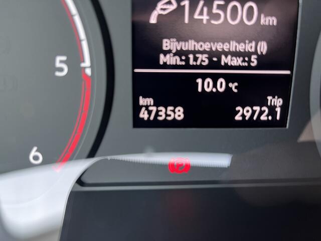 Volkswagen CADDY Cargo 2.0 TDI Comfort / GARANTIE TM 12-2026/ CRUISE/ LAADRUIMTE HOUT+ VLOER/ PARK. SENSOREN/ BLUETOOTH/ APP-CONNECT/ AIRCO