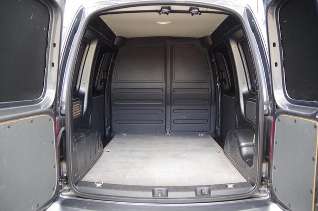 Volkswagen CADDY 2.0 TDI E6, 150PK, 2X SCHUIFDEUR, LEDER, TREKHAAK, HOOGGLANS GRILLE, APPLE CARPLAY, AIRCO, DAB, BLUETOOTH