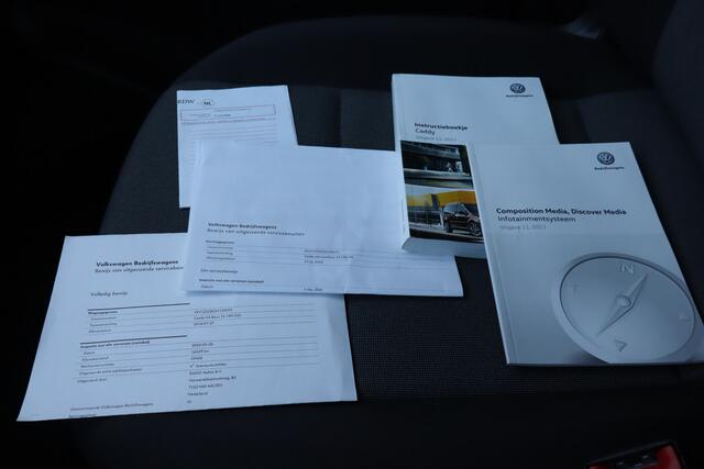 Volkswagen CADDY 2.0 TDI L1H1 BMT Comfortline NL-Auto!! Nav. I PDC I Apple Car-Play