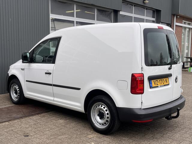 Volkswagen CADDY 2.0 TDI L1H1 75pk Airco Trekhaak 1400kg trekgewicht Schuifdeur Telefoon verbinding 1e eigenaar Euro 6 bpm vrij voor particulier gebruik !!