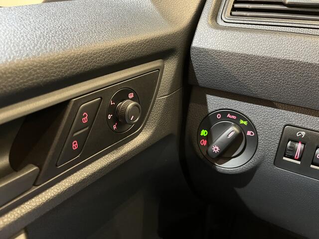 Volkswagen CADDY 2.0 TDI L1H1 BMT Highline / Euro 6 / Airco / Cruise Control / CarPlay / Trekhaak / PDC / Navigatie
