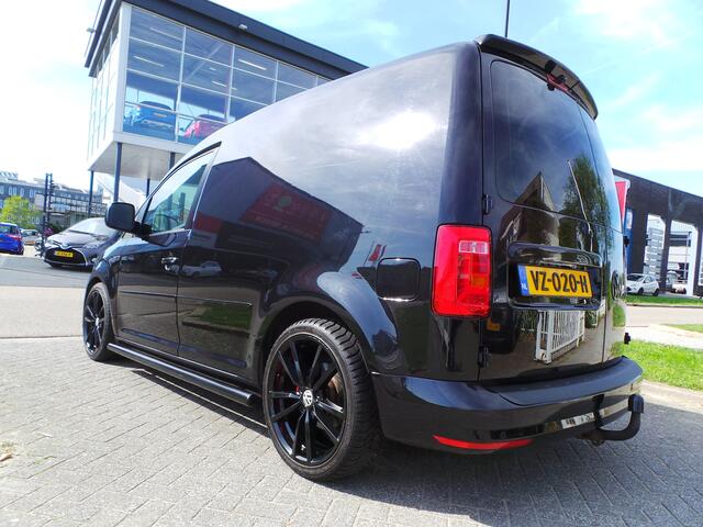 Volkswagen CADDY 2.0 TDI 180pk DSG MARGE Highline GTI Leer,Gr.Navi,18"Lmv,Verlaagd,Camera,Enz Enz laadruimte mooi bekleed