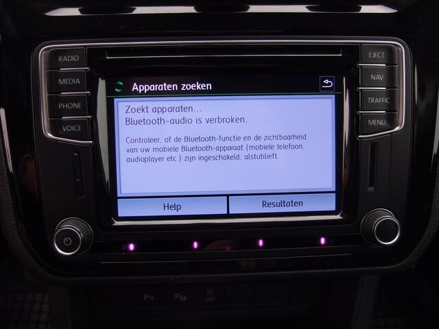 Volkswagen CADDY 1.4 TSI Highline AUTOMAAT / TREKHAAK / XENON / CAMERA / CARPLAY / STOELVERW / NAVI / CLIMA / PDC