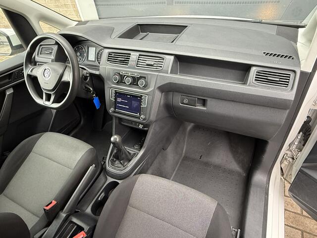 Volkswagen CADDY 2.0 TDI 102 PK EURO 6 L1H1 BMT Navigatiesysteem/trekhaak
