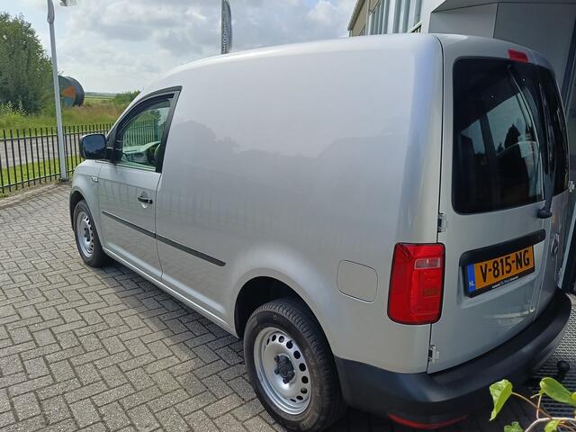 Volkswagen CADDY 2.0 TDI L1H1 BMT Trendline | Airco | Apple carplay | Trekhaak |