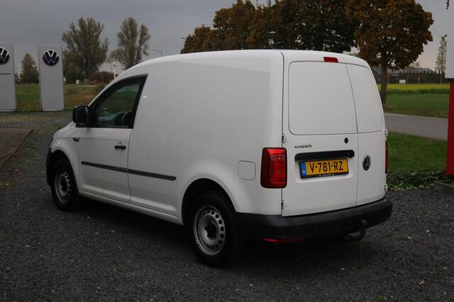 Volkswagen CADDY 2.0 TDI L1H1 BMT Economy Business 75PK/55kW navigatie imperial leder hoezen dichte achterdeuren trekhaak cruise control airco zijwand bekleding imperaal dakdrager laadvloer NL auto 1e eigenaar nieuw door ons geleverd en onderhouden