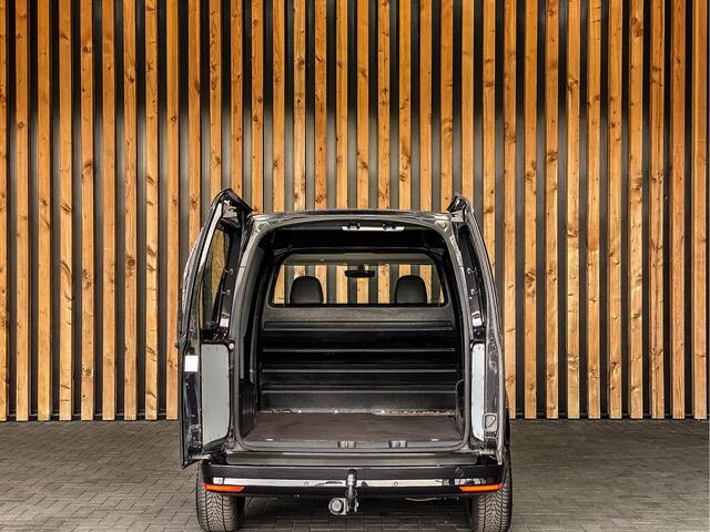 Volkswagen CADDY 2.0 TDI 150PK DSG L1H1 BMT Highline | CLIMATRONIC | LEDER | STOELVERWARMING | VOORRUIT VERWARMING | DAB |