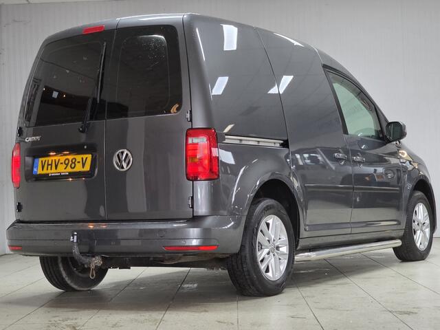 Volkswagen CADDY 2.0 TDI L1H1 BMT Highline/ Facelift!/ Side-Bars/ 16'' LMV/ Voorruitverw./ Vol Leder/ Stoelverw./ Apple + Android/ DAB+/ Navi/ Airco/ Cruise/ Bluetooth/ Multi. LEDER. Stuur/ Mistl./ PDC/ LED Dagrijverl.