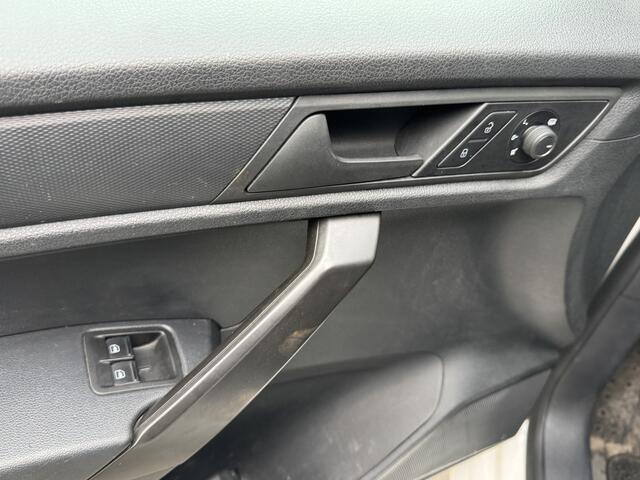 Volkswagen CADDY 2.0 TDI 102pk DSG L2H1 BMT Maxi C-Edition Navigatie Xenon Voorruit verwarming Apple Carplay