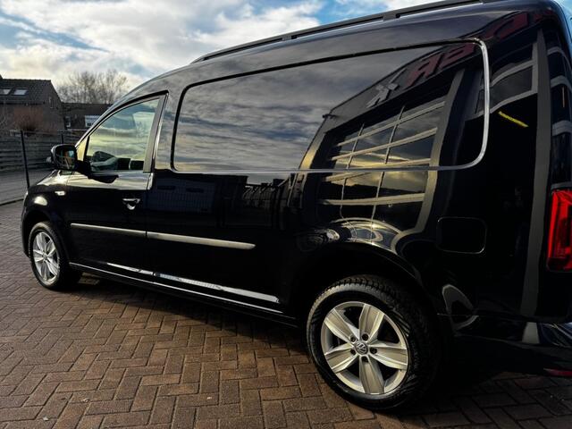 Volkswagen CADDY MAXI HIGHLINE L1H1 2.0 TDI 150PK BMT / AUTOMAAT! / NAVI / CRUISECONTROL / TREKHAAK / VOORRUITVERW. / NAP!