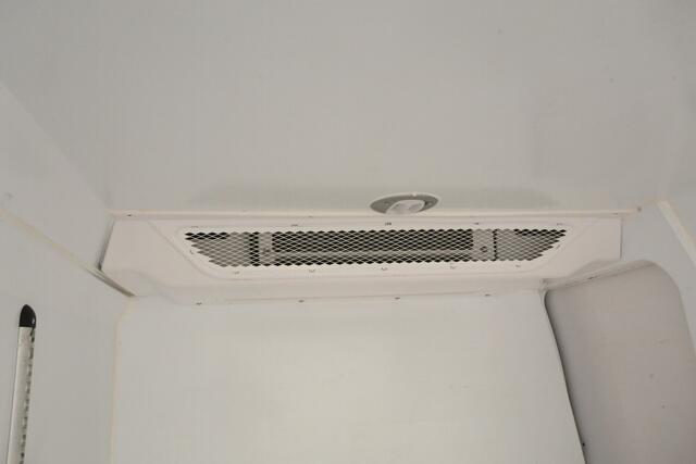 Volkswagen CADDY 1.5 TSI 114PK | Koelwagen 0° | Benzine | Airco | Koelauto | Parkeersens.