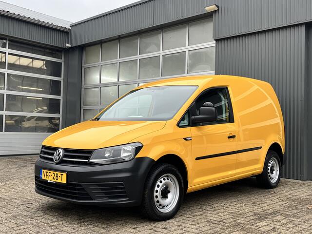 Volkswagen CADDY 2.0 TDI L1H1 Airco Cruise controle Trekhaak 1400kg trekgewicht Parkeersensoren achter Schuifdeur Telefoon verbinding 1e eigenaar Euro 6 bpm vrij voor particulier gebruik !!