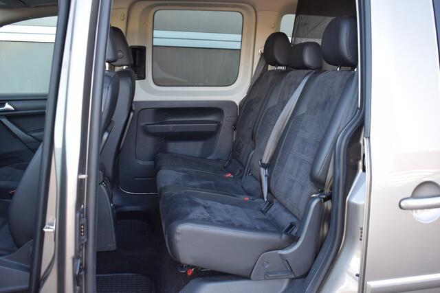 Volkswagen CADDY 1.4 TSI Highline Camera | Trekhaak | Bomvolle uitvoering | 18 inch