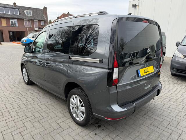 Volkswagen CADDY 1.5 TSI Rolstoelauto L1 Automaat 3+1 of 5+0 - Alle opties - Bodemverlaging - Rolstoelvervoer