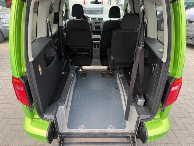Volkswagen CADDY TSI Trendline - Rolstoelauto 3+1 - Bodemverlaging - Luxe uitvoering - 1e Eigenaar - Rolstoelvervoer
