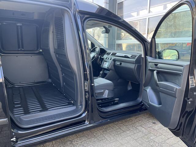 Volkswagen CADDY 2.0 TDI L1H1 C-Edition Airco Cruise controle Apple carplay Parkeersensoren achter Schuifdeur Telefoon verbinding Stuurwielbediening Navigatiesysteem Euro 6 Bpm vrij voor particulier gebruik!!